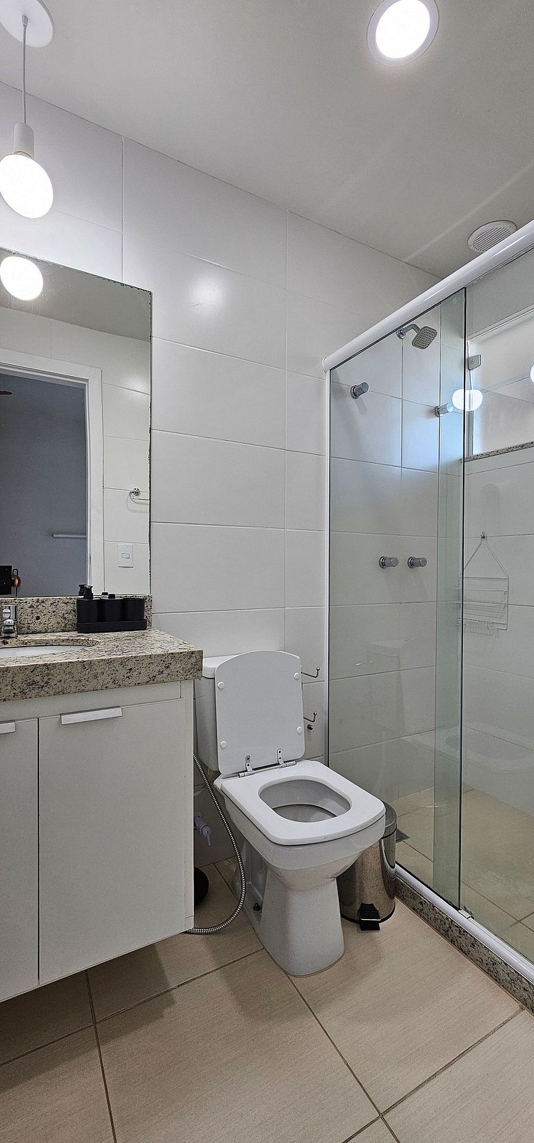 Lindo Apartamento na Praia do Forte! (204)