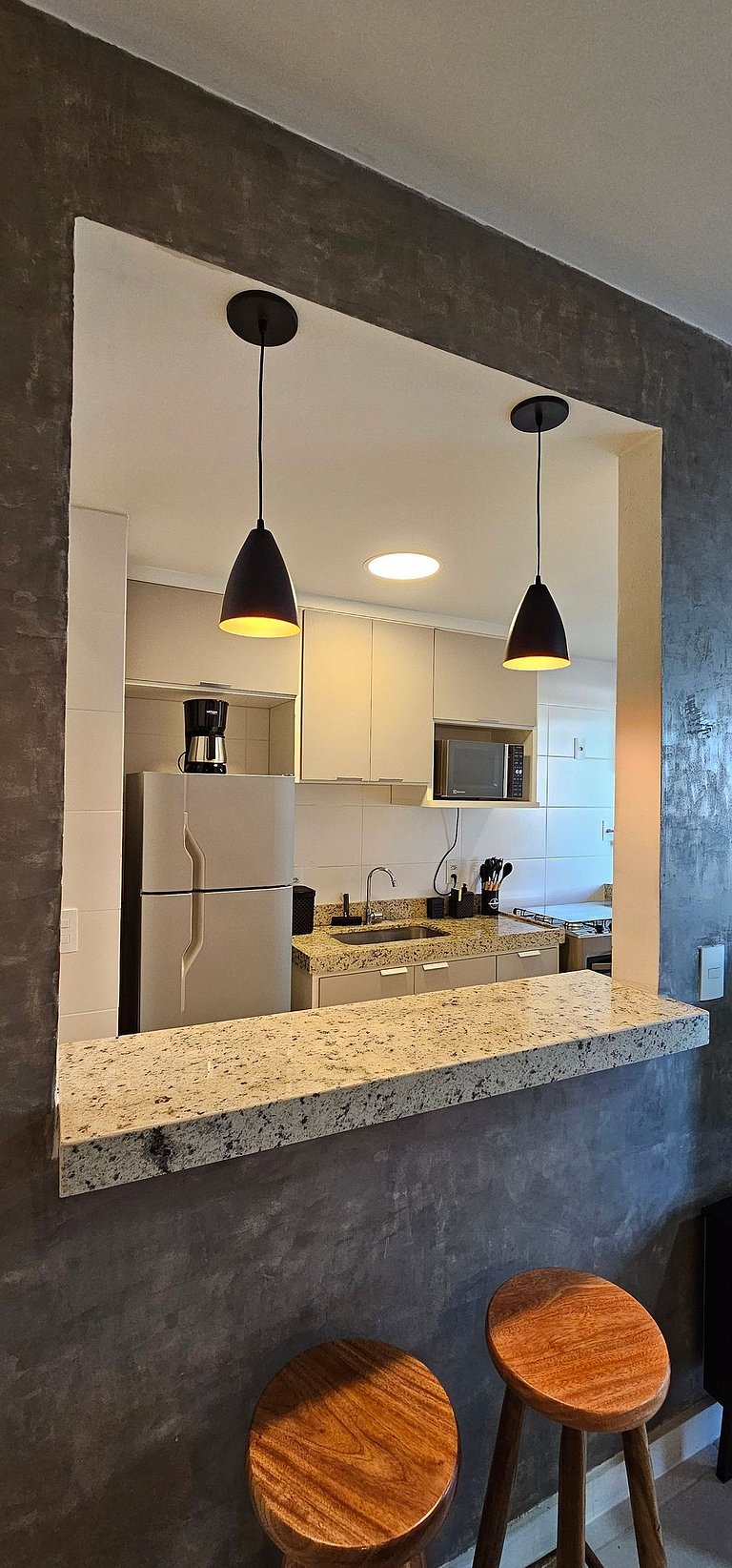Lindo Apartamento na Praia do Forte! (204)