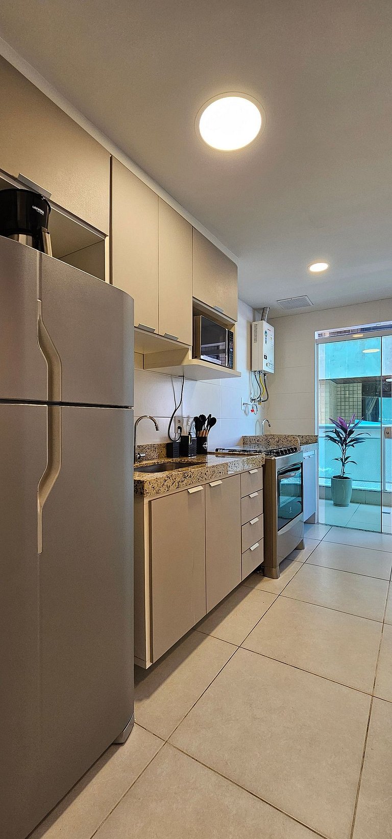 Lindo Apartamento na Praia do Forte! (204)