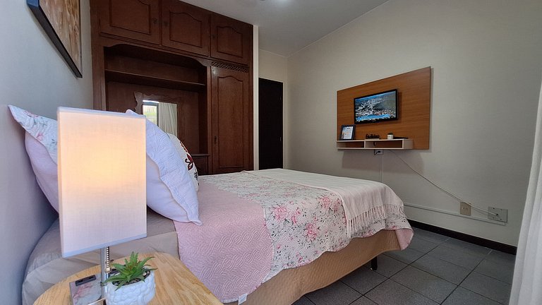 AP na Praia do Forte a 50m/Conforto e Localização