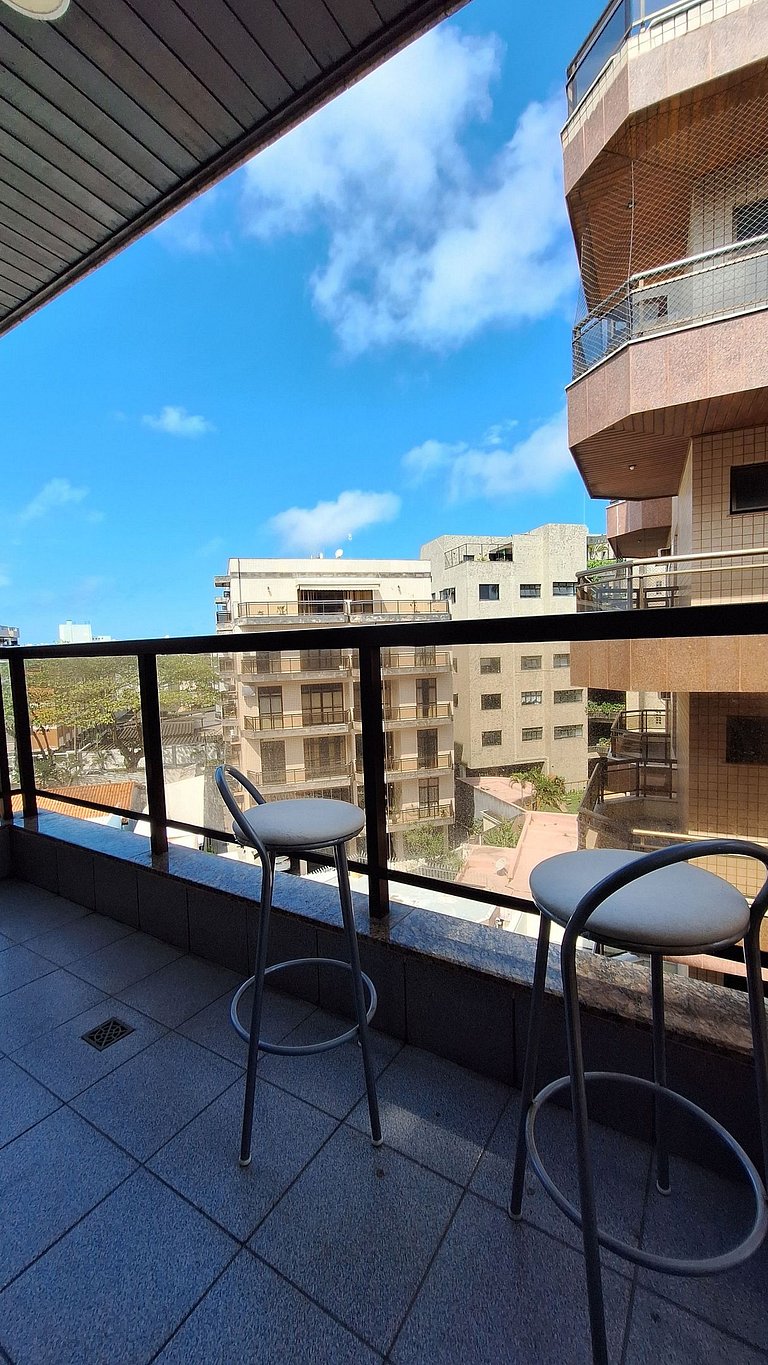AP na Praia do Forte a 50m/Conforto e Localização