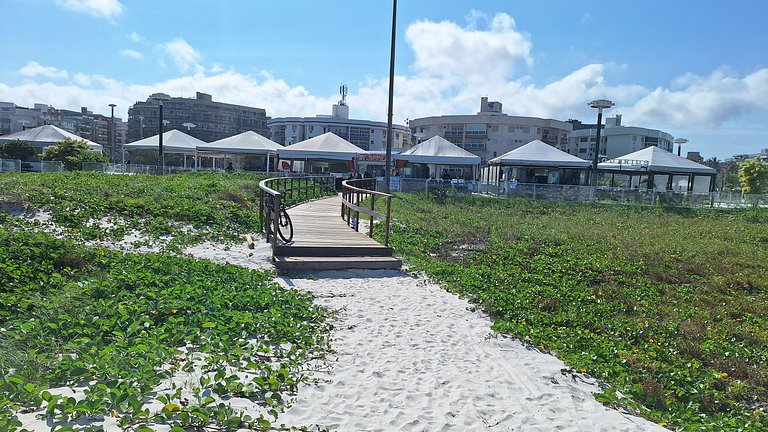 AP na Praia do Forte a 50m/Conforto e Localização